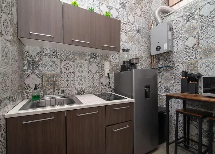 Elegant Historic 2br With Quiet Patio Walk To Zocalo
