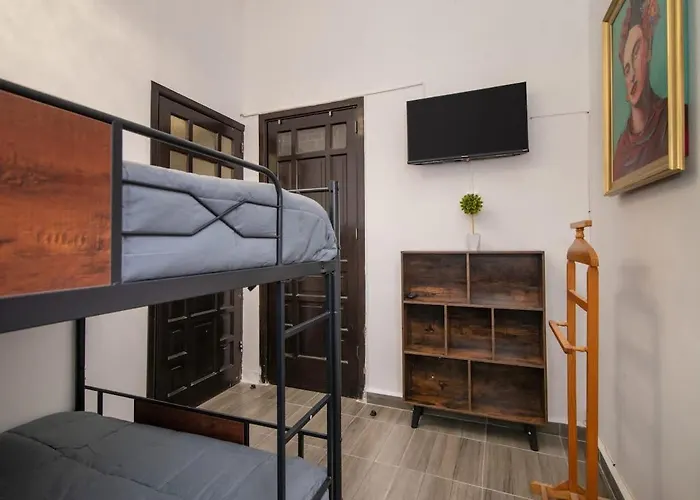 Apartamento Elegant Historic 2br With Quiet Patio Walk To Zocalo México DF